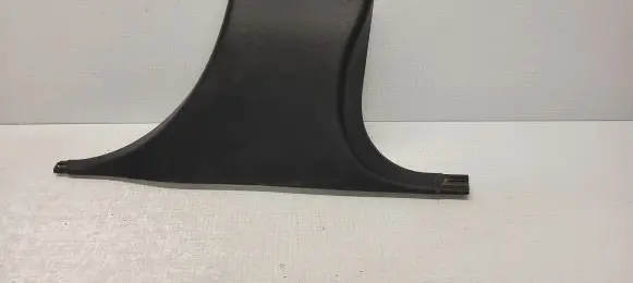 Jeep Grand Cherokee (C) pillar trim 1GG58DX9AB 08222011 122956