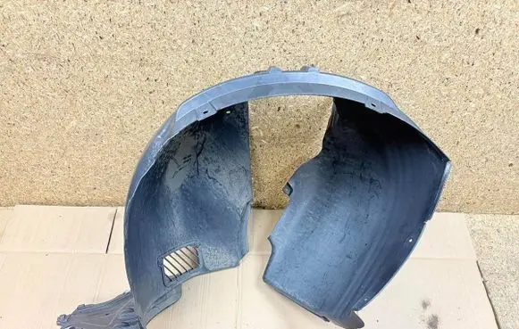 Skoda Octavia Mk4 Front wheel arch liner splash guards 5E3809957