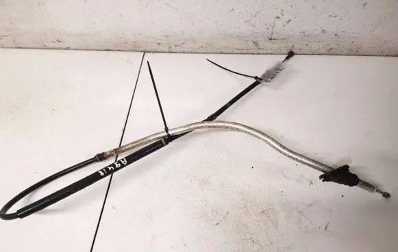 Handbrake/parking brake wiring cable