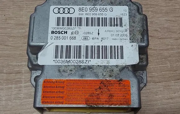 Audi A4 S4 B7 8E 8H Airbag control unit/module 8E0959655G