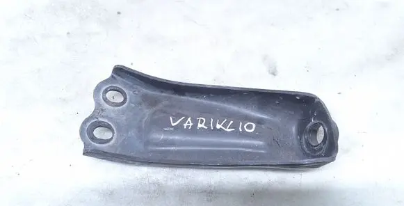 Honda Civic Engine mounting bracket