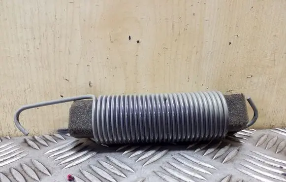 Mercedes-Benz C W204 Tailgate/trunk/boot tension spring 