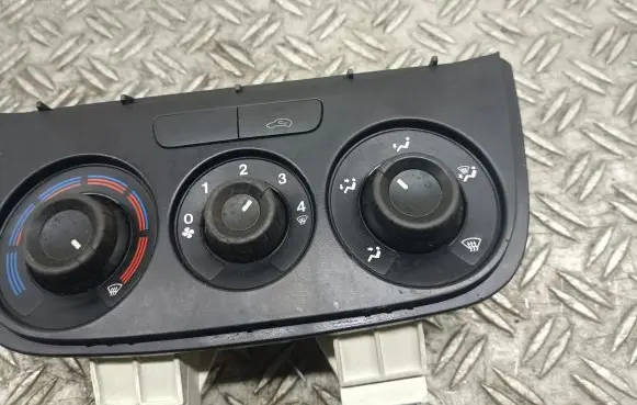 Fiat Doblo Climate control unit