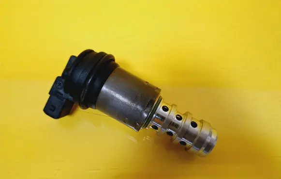 BMW 3 E46 Camshaft vanos timing valve 1707323-10
