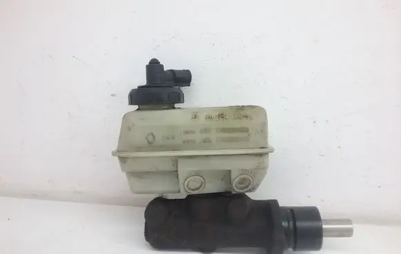 Renault Espace III Master brake cylinder 7700823486