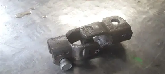 Opel Movano B Steering column universal joint