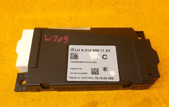 Mercedes-Benz C W205 Other control units/modules A2139001123