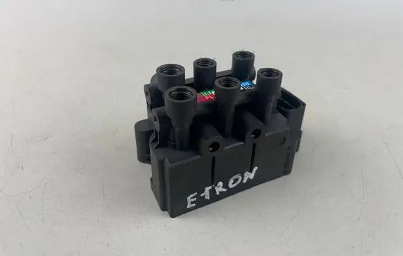 Audi e-tron Suspension control unit/module 4N0616013A
