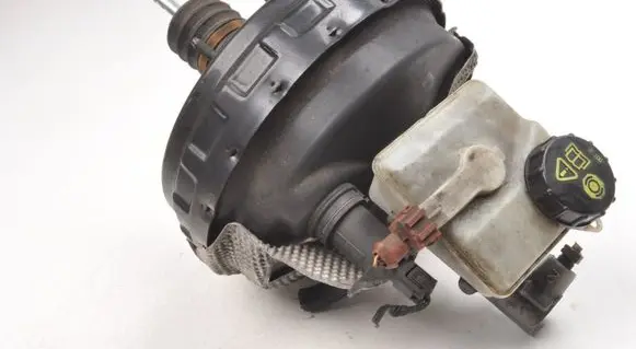 Volvo XC70 Master brake cylinder 30793678