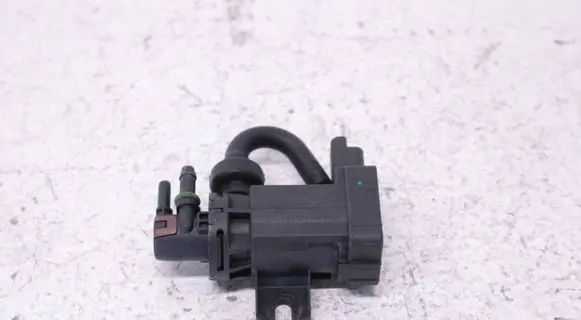 Peugeot 308 Turbo solenoid valve 9807396180 12937365 12982143