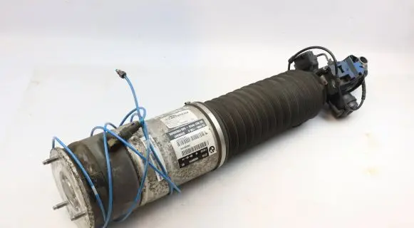 BMW 7 F01 F02 F03 F04 Rear shock absorber/damper 6858814