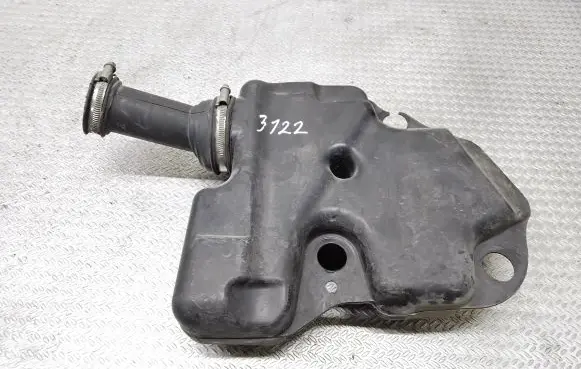 Intake resonator