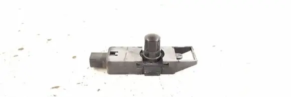 Mercedes-Benz S W221 Sensor 2118700110 2118701310