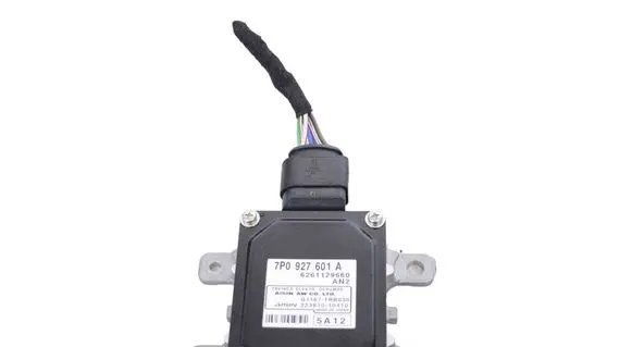 Porsche Cayenne (92A) Air suspension control unit module (rear) 7P0927601A