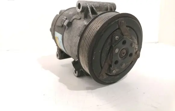 Renault Scenic II - Grand scenic II Air conditioning (A/C) compressor (pump) 8200309193