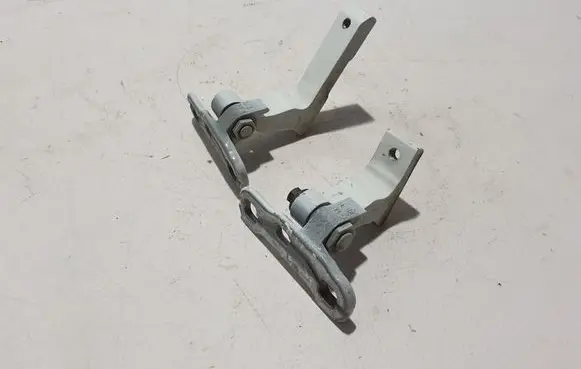 Volvo XC40 Rear door upper hinge 31457095