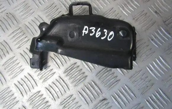 Ford Focus Engine mounting bracket