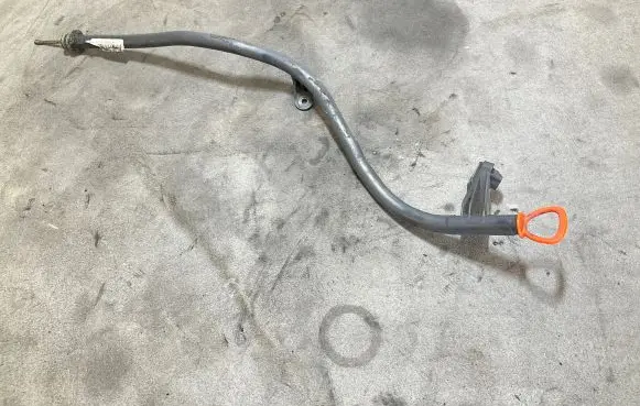 Mercedes-Benz Sprinter W906 Oil level dip stick A6510100124