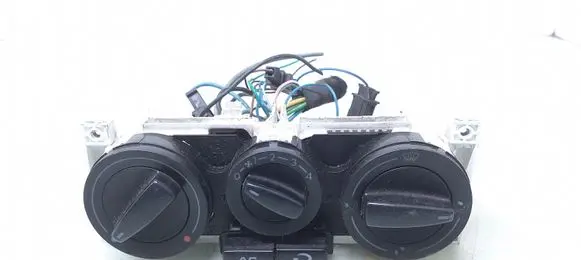 Volkswagen Polo III 6N 6N2 6NF Climate control unit 1J0819045F
