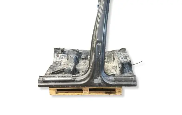 Audi Q7 4M Pillar (middle) 