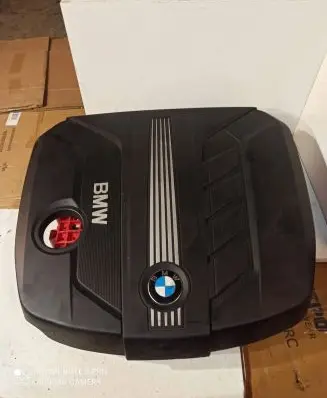 BMW 5 F10 F11 Engine cover (trim) 7802847 11252010