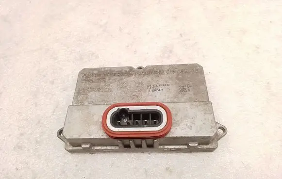 Mercedes-Benz E W211 Headlight ballast module Xenon 5DV00829000