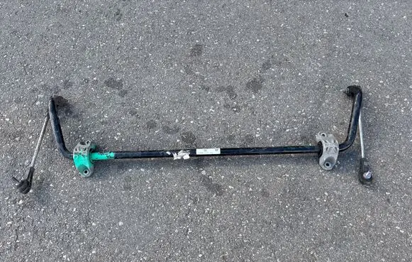 BMW i4 Front anti-roll bar/sway bar 6895118