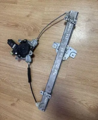 Hyundai Getz Front door window regulator with motor
