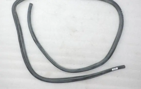 Toyota Yaris Front door rubber seal 623110D150