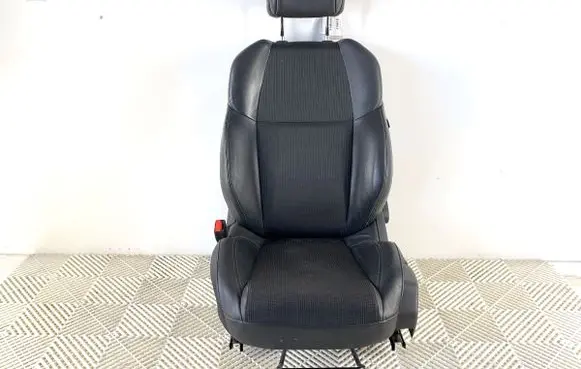 Peugeot 508 Front driver seat 