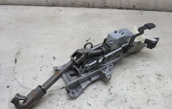 Ford Kuga II Steering wheel axle GMAUTO4574097
