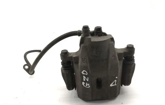 Toyota Prius (XW30) Front brake caliper