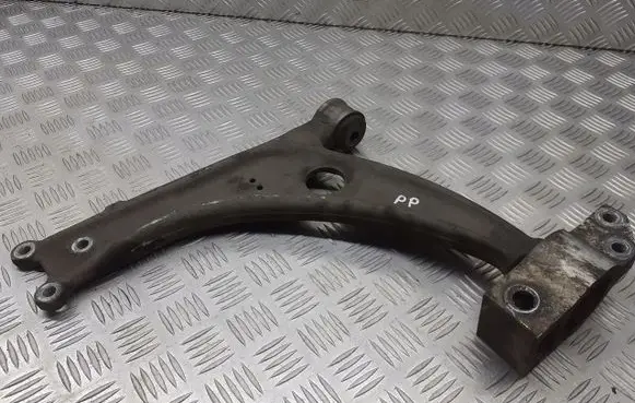 Volkswagen PASSAT B6 Front control arm 3C0407153