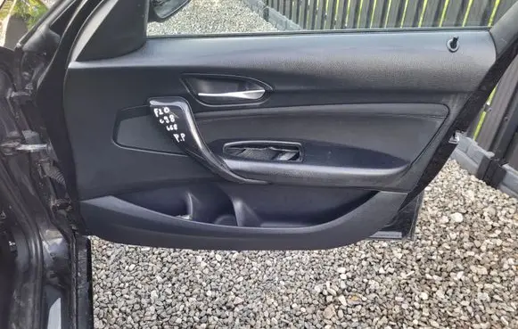 BMW 1 F20 F21 Front door card panel trim