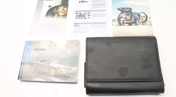 Volvo V40 User manual 
