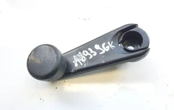 BMW 3 E46 Front door window winding handle 513281225032 51.32-8122503.2