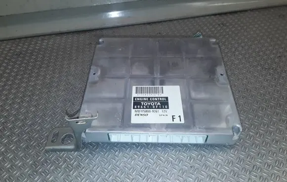 Toyota Corolla Verso AR10 Engine control unit/module 896610F110 MB1758009261