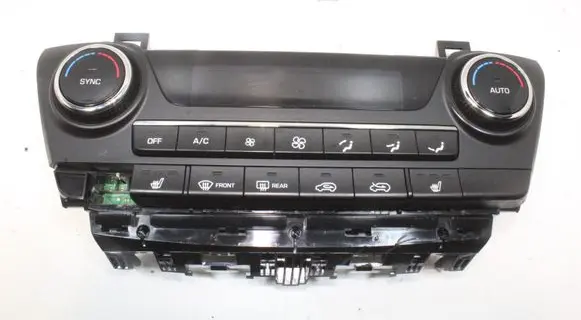 Hyundai Tucson TL Interior fan control switch 97250D7531