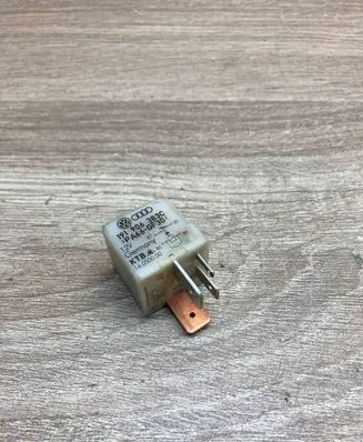 Volkswagen PASSAT B5.5 Other relay 191906383C 167