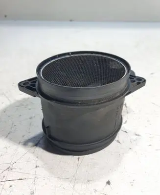 BMW 5 E60 E61 Mass air flow meter F00C2G7041