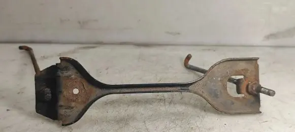 Subaru Forester SH Battery bracket 