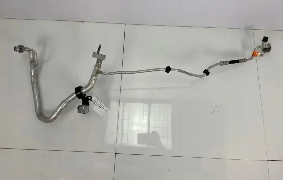 Ford Bronco Air conditioning (A/C) pipe/hose LX6H-19E881-UC