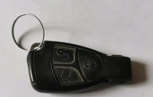 Mercedes-Benz C W203 Ignition key/card 
