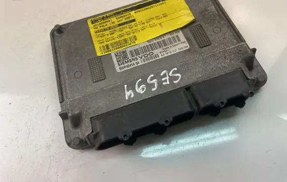 Volkswagen Polo IV 9N3 Engine control unit/module 03D906023Q