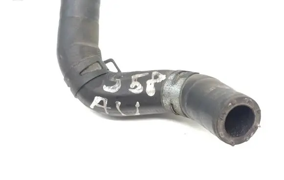 Toyota RAV 4 (XA30) Engine coolant pipe/hose