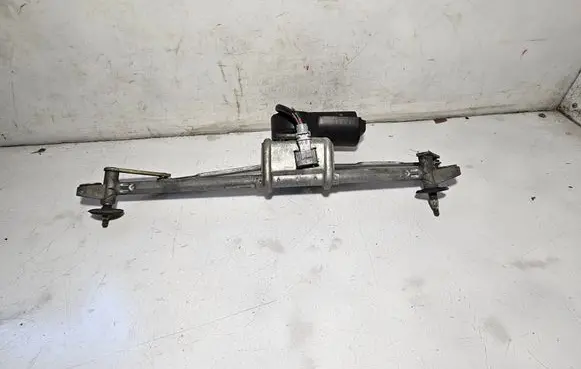 Renault Clio II Front wiper linkage and motor 7700847567