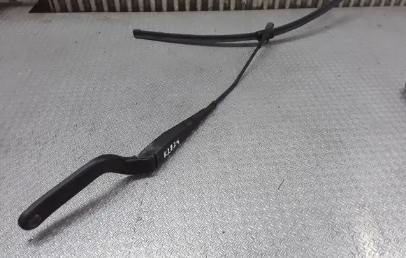 Ford Focus C-MAX Windshield/front glass wiper blade 3M5117526AA