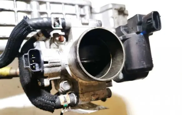 Toyota Auris 150 Throttle valve 1923002010