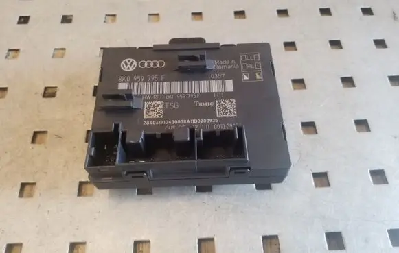 Audi Q5 SQ5 Door control unit/module 8K0959795F