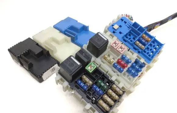 Volvo XC70 Fuse box set 6g9t14k131aa 6g9t14b192ca 6g9t14b192ba